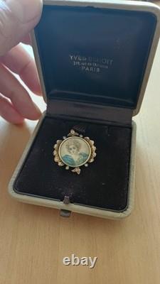 Broche miniature ancienne XIXe siècle en vermeil (argent massif) peinte sur nacr