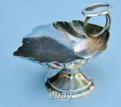 Coquille De Baptême Ancienne En Argent Massif