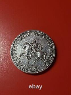 Médaille Ancienne en argent massif Louise de Lorraine et Alexandre Henri III