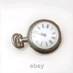 Montre ancienne femme estampillee argent massif, Motif cadran aiguilles or