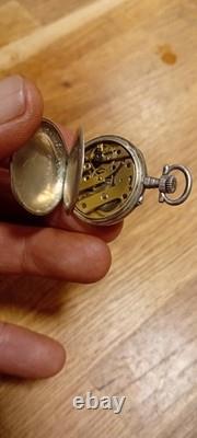Montre ancienne femme estampillee argent massif, Motif cadran aiguilles or