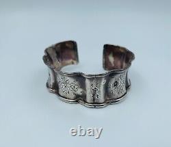 Obracelet Ancien Argent Massif Poincon Tete Minerve Grave Fleur 17 Grammes W1112