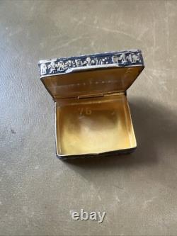 Petite Boîte Ancienne En Argent Massif 800 Émaillée Thème Trois Femmes En Nature