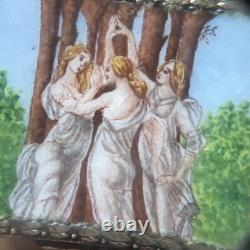 Petite Boîte Ancienne En Argent Massif 800 Émaillée Thème Trois Femmes En Nature