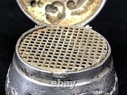 RARE jolie ancienne petite BOITE VINAIGRETTE PENDENTIF XIXe ARGENT MASSIF parfum