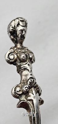 Rare Ancienne Cuillere En Argent Massif Decor Personnage