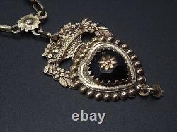 Rare ancien collier regional en argent massif vermeil et jais pendentif coeur