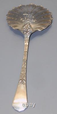 -SUPERBE ANCIENNE CUILLERE A FRAISES ARGENT MASSIF Poinçon MINERVE VITRINE D