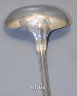 -SUPERBE ANCIENNE CUILLERE A SAUCE ARGENT MASSIF Poinçon MINERVE VITRINE D