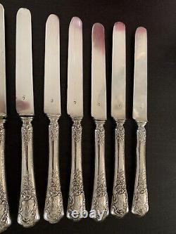 Série de 16 couteaux lames et manches en argent massif Minerve anciens