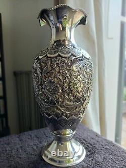 Très beau Vase ancien en argent massif. Perse. 580 gr. Art islamique. Poinçon