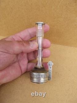 Voiture Ancien pique fleurs bouquetière en cristal monture argent massif Minerve