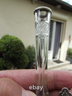 Voiture Ancien pique fleurs bouquetière en cristal monture argent massif Minerve