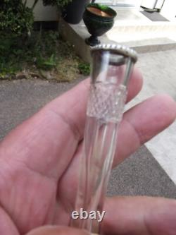 Voiture Ancien pique fleurs bouquetière en cristal monture argent massif Minerve